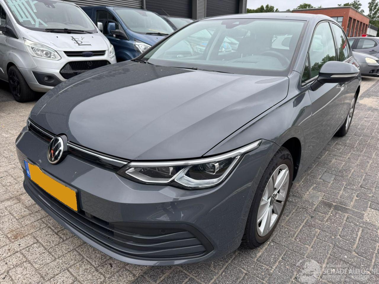 Volkswagen Golf 1.5 TSI Life Business
