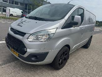 Unfall Kfz Van Ford Transit Custom 270 2.2 TDCI L1H1 Limited 2015/12