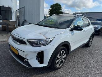 škoda osobní automobily Kia Stonic 1.0 T-GDi MHEV DynamicPlusLine 2022/1