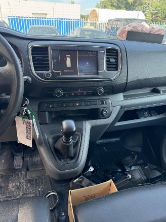Toyota Proace Worker 2.0 D-4D Professional Long picture 16