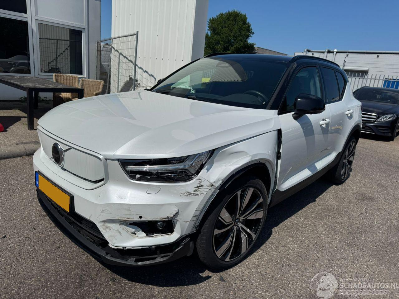 Volvo XC40 Recharge P8 AWD R-Design