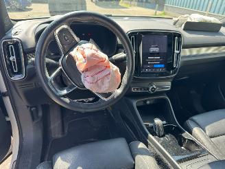 Volvo XC40 Recharge P8 AWD R-Design picture 12
