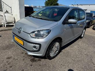 Voiture accidenté Volkswagen Up! 1.0 high up! BlueM. 2013/3