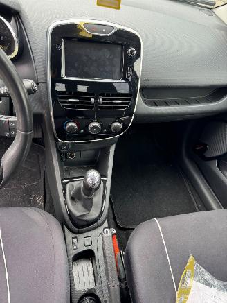Renault Clio 0.9 TCe Expression picture 9