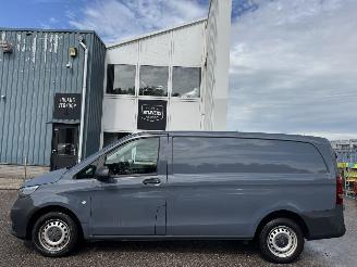 Vaurioauto  commercial vehicles Mercedes Vito 114 CDL Lang 2020/6