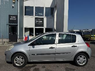skadebil auto Renault Clio 1.2 TCE Business Line 2007/7