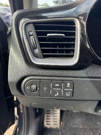Kia Ceed 1.5 T-GDI GT- LINE Edition picture 13