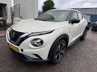 Vaurioauto  passenger cars Nissan Juke 1.0 DIG-T Tekna 2021/11