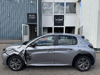 Peugeot 208 EV ActivePack 50 kWh picture 3