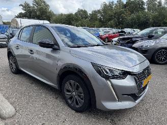 Schadeauto Peugeot 208 EV ActivePack 50 kWh 2023/8