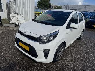 damaged passenger cars Kia Picanto 1.0 DPi Comfortline 2024/1