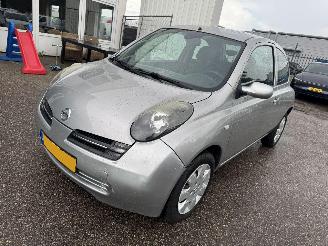 Schadeauto Nissan Micra 1.2 e-Vision 2004/12