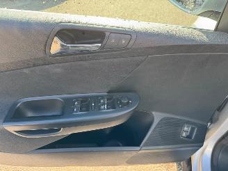 Volkswagen Passat 2.0 AUTOMAAT FSI Comfortline picture 14