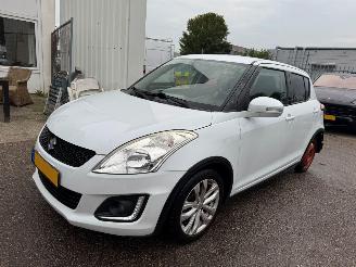 Damaged car Suzuki Swift 1.2 Exclusive EASSS 2015/4