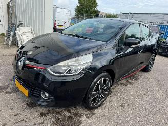 Voiture accidenté Renault Clio 0.9 TCe Expression 2013/10