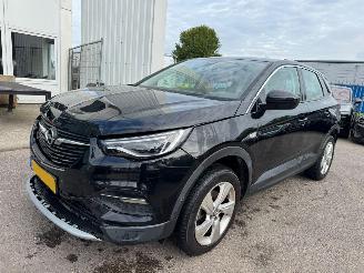 krockskadad bil auto Opel Grandland X 1.2 AUTOMAAT Turbo Innovation 2020/11