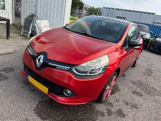 Unfallwagen Renault Clio 0.9 TCe Dynamique 2013/9
