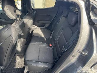 Renault Clio 1.0 TCe 90 GPF esprit Alpine picture 23