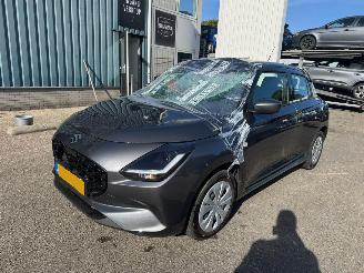 Schadeauto Suzuki Swift 1.2 Comfort Smart Hybrid 2025/5