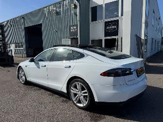 Tesla Model S 70D Base 333 PK picture 3