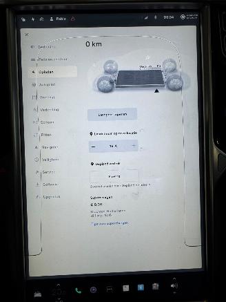 Tesla Model S 70D Base 333 PK picture 13