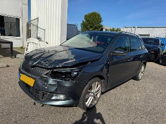 krockskadad bil auto Skoda Fabia 1.2 TSI AUTOMAAT First Edition Style 2015/4