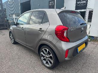 Kia Picanto 1.0 CVVT Design Edition picture 3