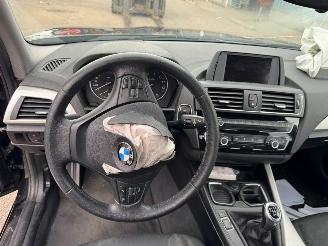 BMW 1-serie 118i Essential picture 11