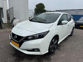 Coche accidentado Nissan Leaf N-Connecta 40 kWh 2020/8