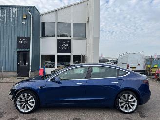 Schadeauto Tesla Model 3 Long Range AWD 75 kWh 2019/9