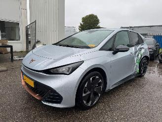 Damaged car Cupra Born Business Limited 63 kWh 2025/9