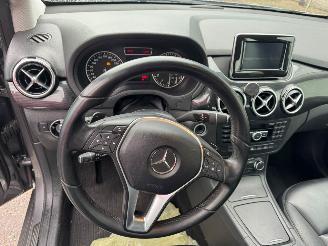 Mercedes B-klasse 180 AUTOMAAT Ambition picture 10