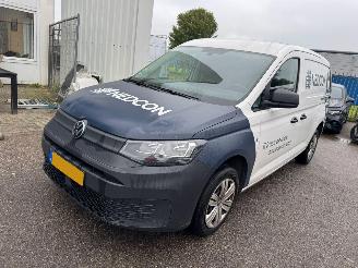 skadebil bedrijf Volkswagen Caddy Cargo MAXI 2.0 AUTOMAAT TDI 122 PK Comfort MODIFIED PARTITION WALL 2023/12