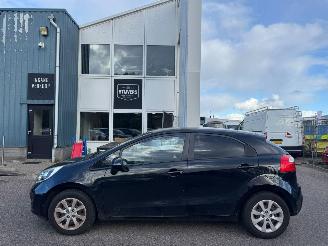 Kia Rio 1.2 CVVT Plus Pack picture 2