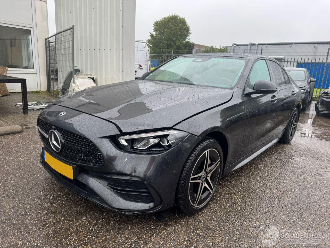 Mercedes C-klasse 300 e AMG Line