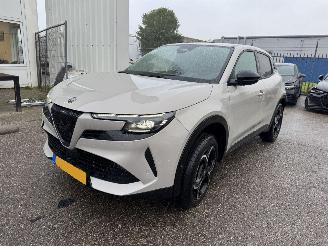 Unfallwagen Alfa Romeo Junior 1.2 Turbo Hybrid Ibrida Ti AUTOMAAT 2026/3