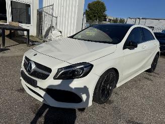 Schadeauto Mercedes   2015/12