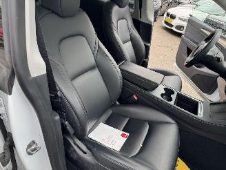 Tesla Model Y RWD 58 kWh picture 17