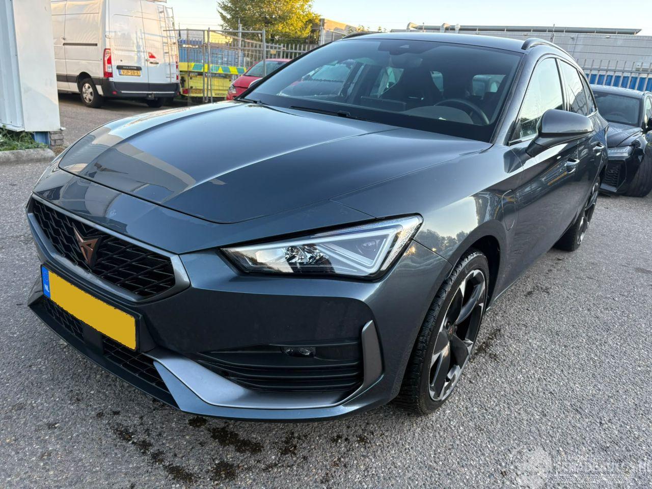 Cupra Leon Sportstourer 1.4 e-Hybrid Essential Limited