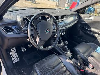 Alfa Romeo Giulietta Giulietta 1.4 T Distinctive picture 9