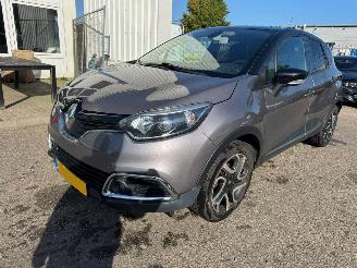 skadebil auto Renault Captur 0.9 TCe Dynamique 2015/6