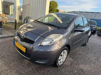 skadebil auto Toyota Yaris 1.3 AUTOMAAT VVTi Aspiration 2009/12