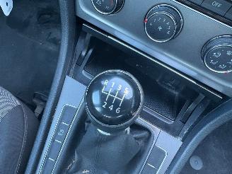 Volkswagen Golf 1.0 TSI Edition picture 12