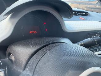 Renault Twingo 1.0 SCe Collection picture 10