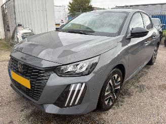 Voiture accidenté Peugeot 208 1.2 Turbo 100 Allure 2026/6