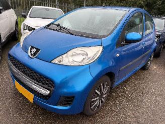 Unfallwagen Peugeot 107 1.0-12V XS 2011/4