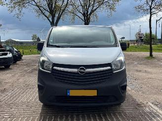 krockskadad bil auto Opel Vivaro 1.6 CDTI 2014/12