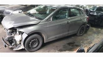 Auto da rottamare Volkswagen Polo Polo VI (AW1), Hatchback 5-drs, 2017 1.0 TSI 12V 2018/1