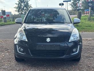Coche siniestrado Suzuki Swift Swift (ZA/ZC/ZD), Hatchback, 2010 / 2017 1.2 16_ 2014/11