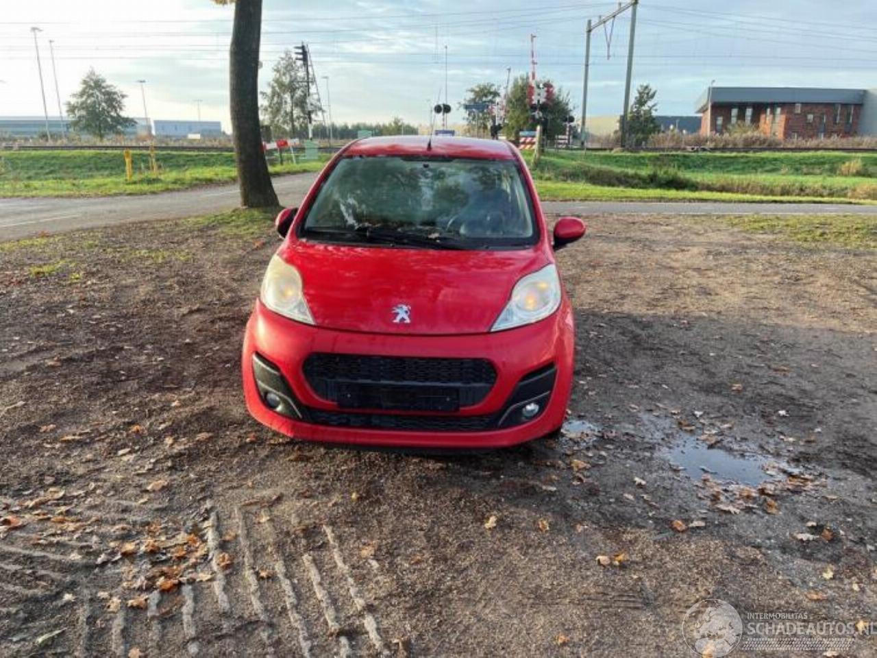 Peugeot 107 107, Hatchback, 2005 / 2014 1.0 12V